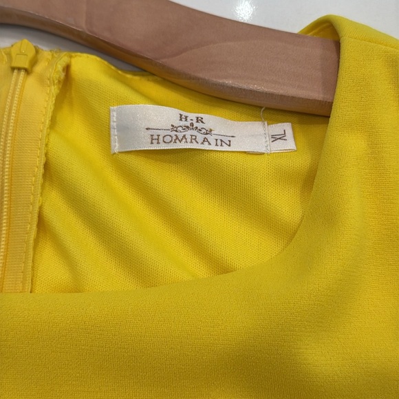 Women's Elegant Bell Sleeve
Cocktail Party Dresses XL - Picture 5 of 8